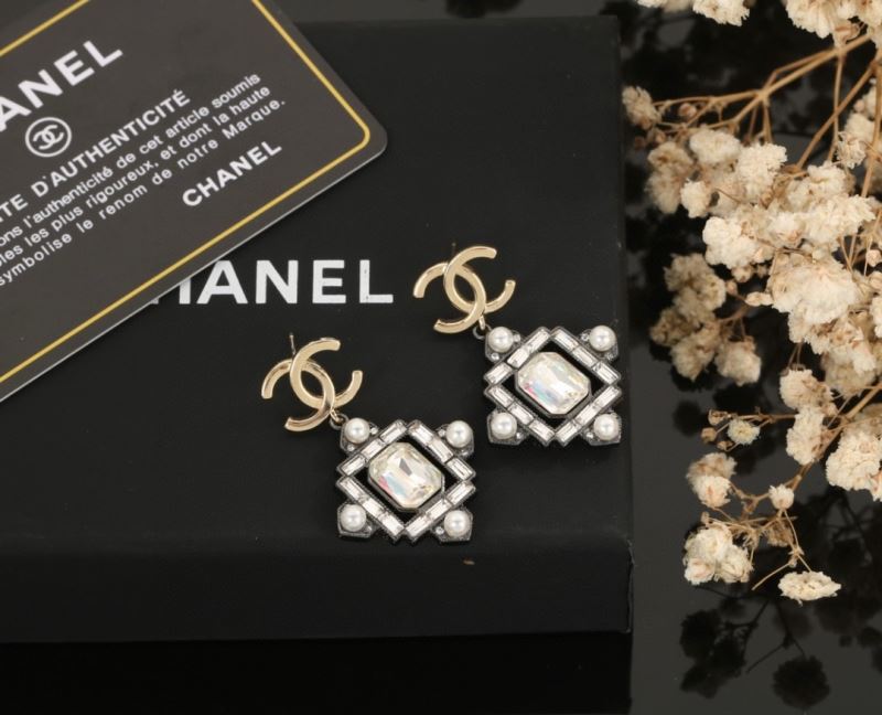 Ch**el earrings